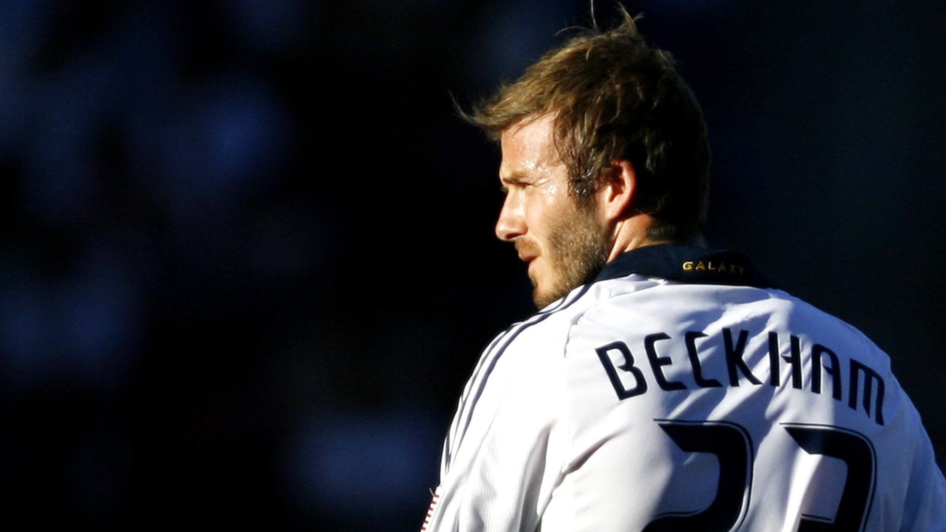 篮球精神让中国体育充满温度,感受篮球魅力弘扬体育精神