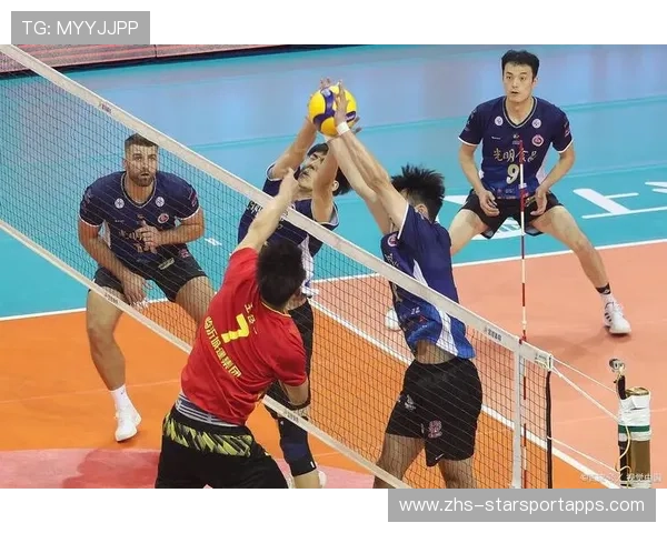 球队在关键比赛中以团队协作取胜，比赛中团队的重要性