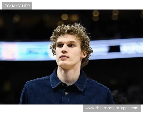 爵士马尔卡宁外线开火，关键三分打停对手，马尔卡宁是首发吗